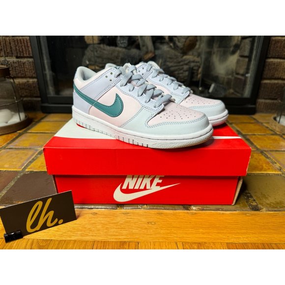 Size 4y 5.5 Women’s Nike Dunk Low Mineral Teal Athletic Sneakers FD1232-001 - Picture 5 of 7